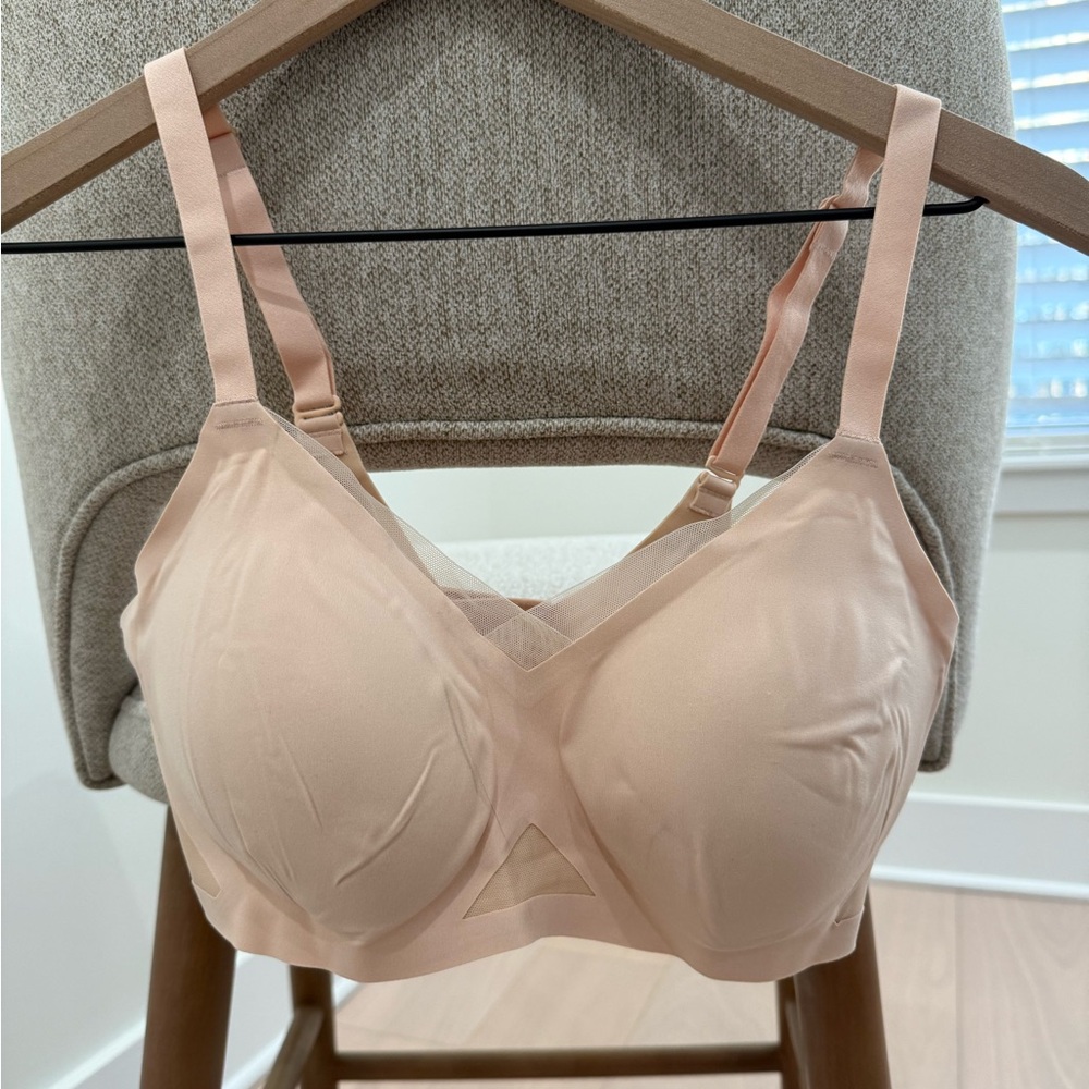 Honeylove Wireless Shaping Bra Nude/ Cream Size M